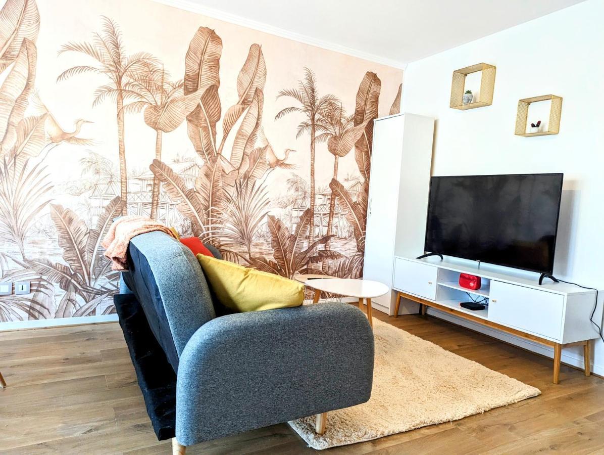 Ferienwohnung L'Evasion, Cergy, Downtown, 6 Pers, 2 Min Rer A, 2 Places De Parking Privatives, Netflix Et Beinsports Exterior foto